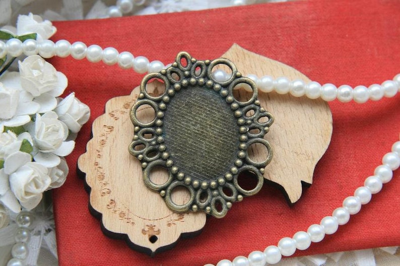 Vintage silverbrass cabochon settings 2518mm oval pendant blanks cameo bases PTO28-A1493-23115
