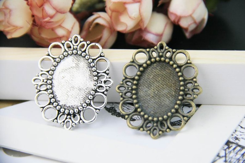 Vintage silverbrass cabochon settings 2518mm oval pendant blanks cameo bases PTO28-A1493-23115