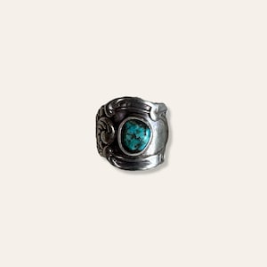 Vintage Turquoise and Sterling Silver Spoon Ring Size 5.25