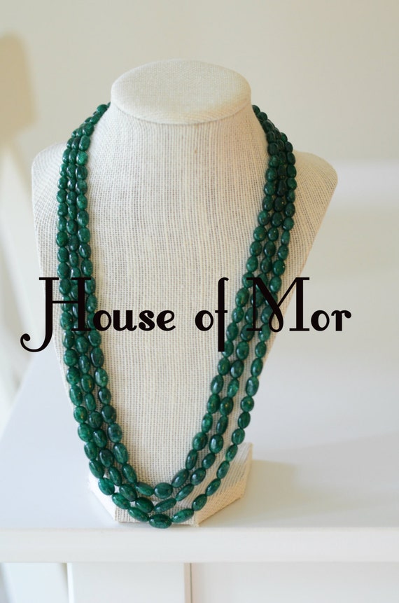 Classic 3 string Emerald necklace with genuine Eme