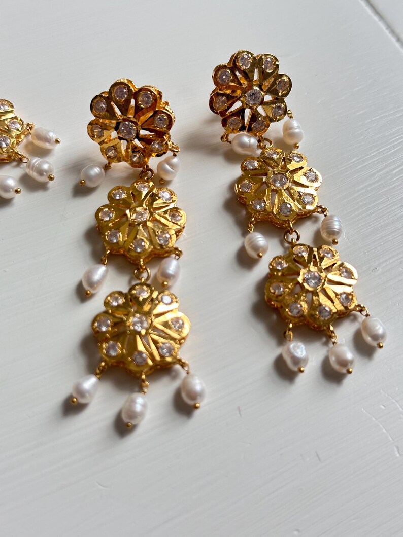 Floral Jadau Necklace Set | 21K Gold Plated, Pearls, Indian Bridal Jewelry image 2