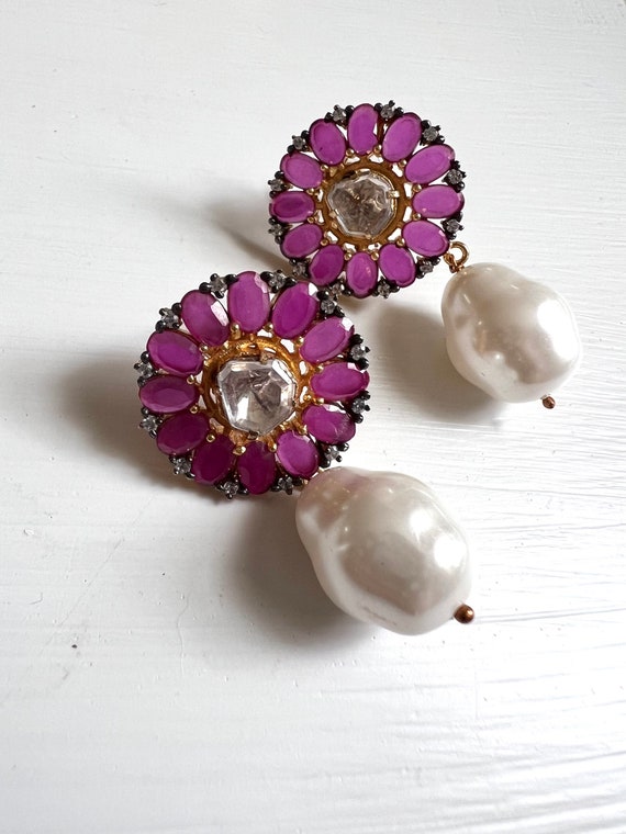 Maria Ruby earrings with kundan and pearl. Victori