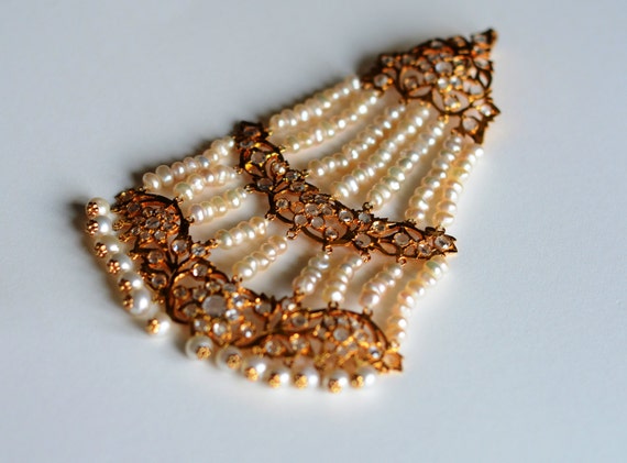 White Nizami Jhumer with pearls - image 2