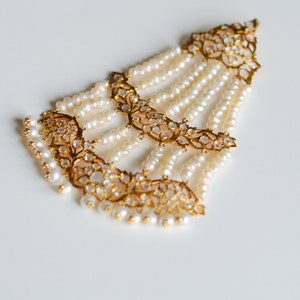 White Nizami Jhumar with Pearls – 14K Gold Passa Headpiece, Indian Bridal Jewelry, Pakistani Wedding, Mughal Style Maang Tikka