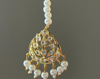 Jadau maang tikka baby teeka Mughal Inspired Hyderabadi Jewelry Pakistani Indian Bridal accessory Wedding Headpiece pearl small tikka