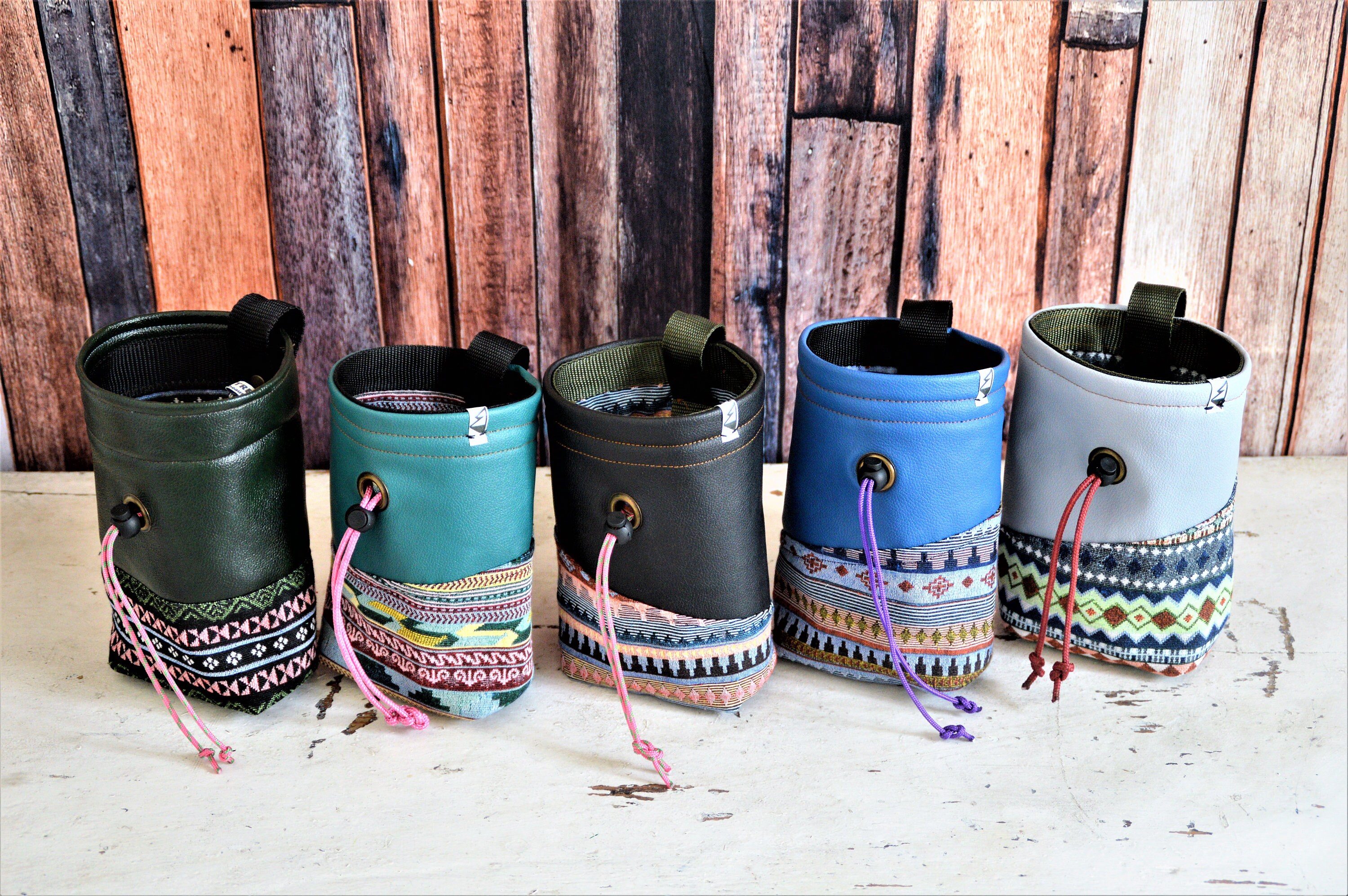 Lot of 5 chalk bags handmade chalk bagscool chalk bags Etsy Nederland