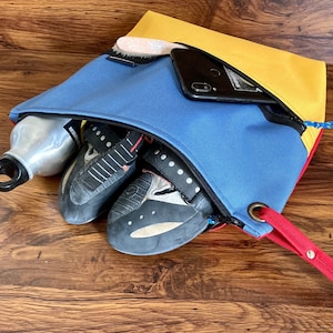 Hit the Gym in Style with Our Spacious & Unique Gym Bag, bouldering bags