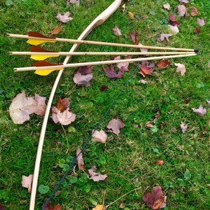 71 Bow & Arrow Combo Longbow 3 Arrows imagem 2