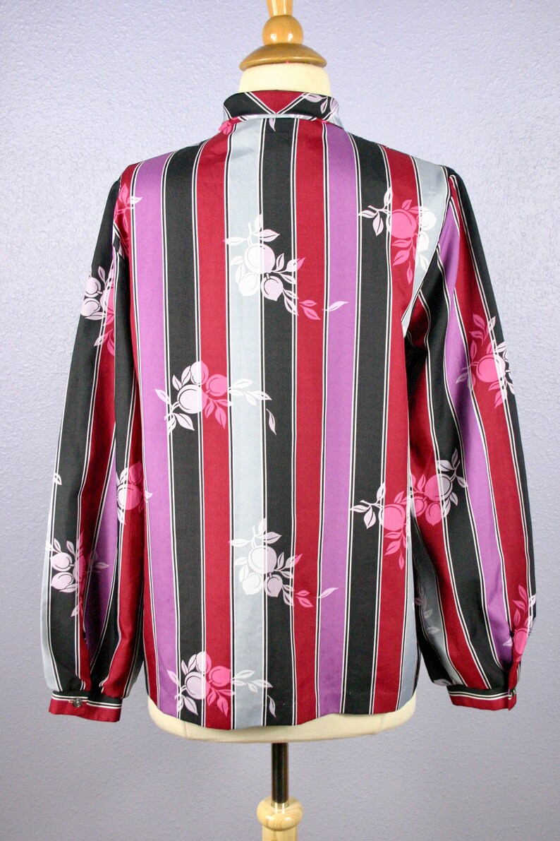 Vintage 70s Blouse Secretary Blouse NOVELTY Print 50s Style Tie Neck Blouse Pussy BOW Blouse MOD Blouse Button Down Stripe Shirt Lemon Fruit