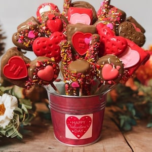 Valentine's Day Gourmet Chocolate Dipped Gift basket
