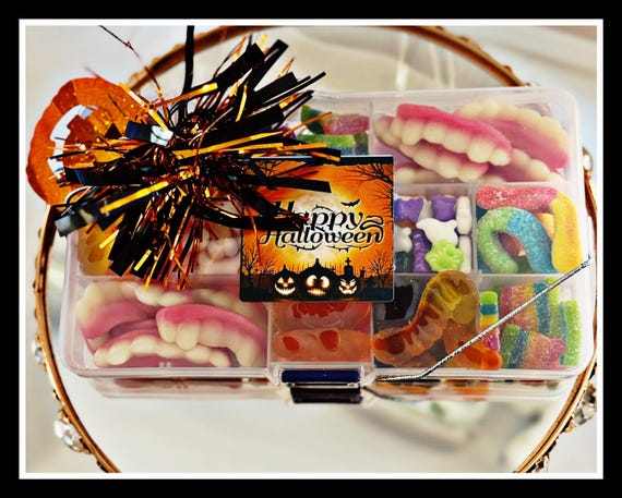 halloween tackle box MONSTERBASS The Vault Waterproof Support Veterans MONSTERBASS Spinnerbait Wilton Jack Halloween candy boxes, Halloween tackle