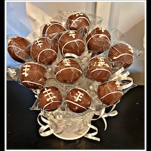 Football Cake Pops, football favors, football chocolate, sport cake pops