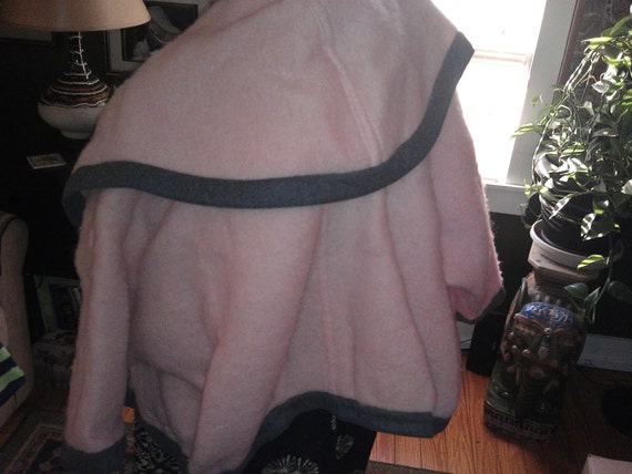 1970's Retro pink n slate grey wool mohair Gucci J