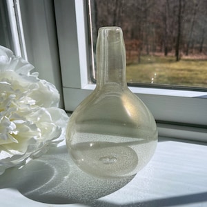 Hand Blown Glass Vase, Iridescent Light Gold Bud Vase, Handblown, Bud Vase, Minimalist, Boho Chic, TheStudioAtPennyLane, Boho Chic, Classic