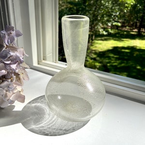 Hand-Blown Glass Light Gold Vase, Glittery Gold Bud Vase, Handblown, Bud Vase, Minimalist, Boho Chic, Classic, Roman Bottle, Elegant, Simple