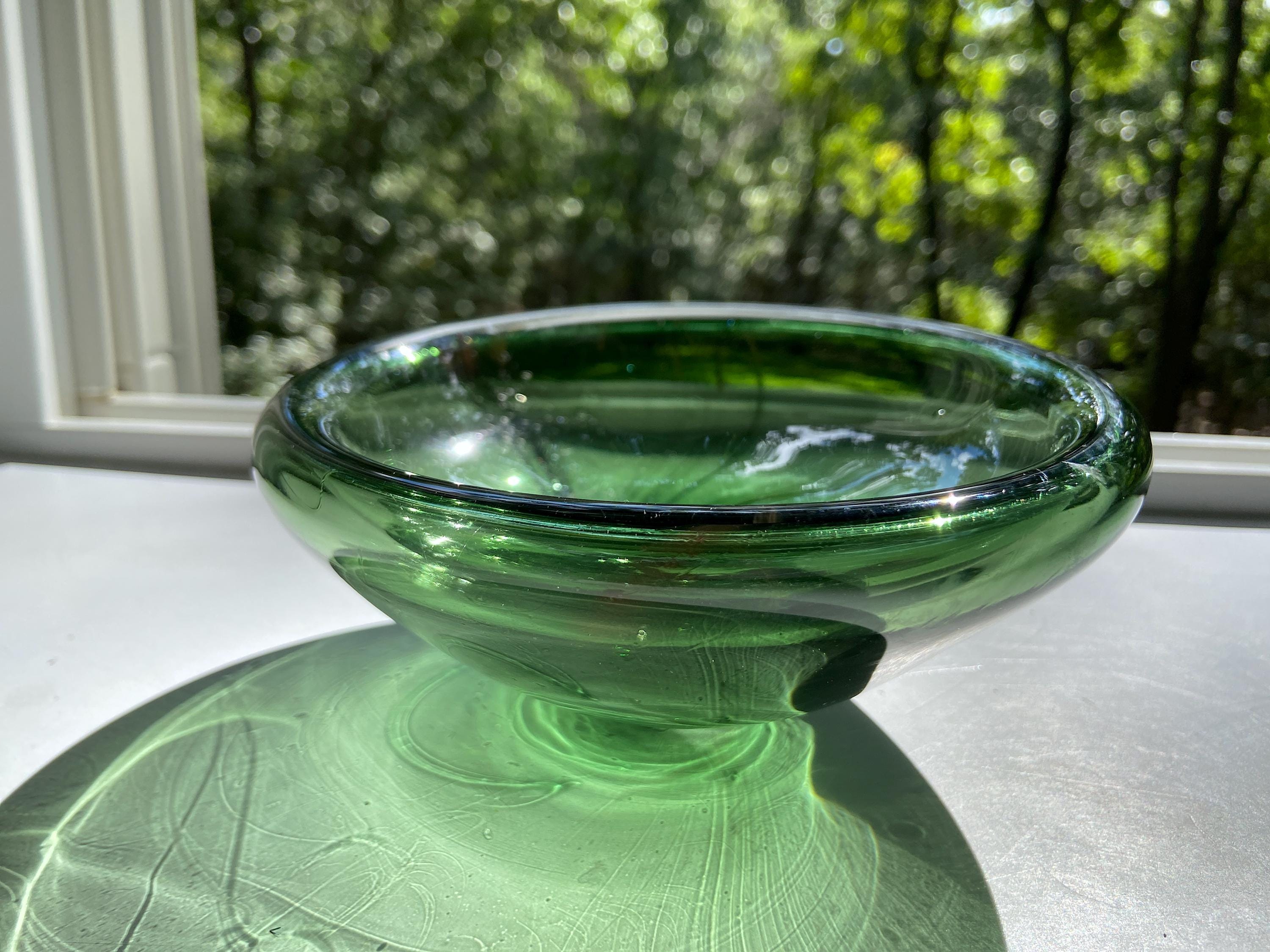 Mundgeblasene Glasschale: Doppelwandige olivgrüne Glasschale, Boho-Chic, minimalistische Konfektschale