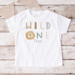 Bügelbild oder TShirt Wild One Name Geburtstagszahl Langarmshirt weiße oder farbige Textilien Mädchen Geburtstag TShirt erster Geburtstag Bild 1