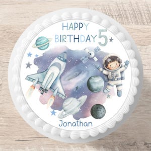 Topo de bolo astronauta fondant nome desejado 20 cm diâmetro imagem de açúcar aniversário menino foguete espacial