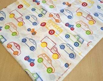 Tela con estampado de vehículos de juguete, coches y camiones multicolores, decoración infantil, tela para manualidades con vehículos de juguete, tela para acolchado.