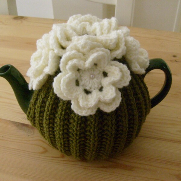 Handmade Olive green & Cream Tea Cosy