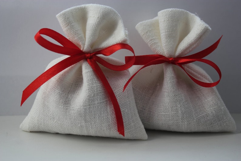 Wedding Favor Bags White Linen Favor Bags Medium 4 x 6 Set of 50