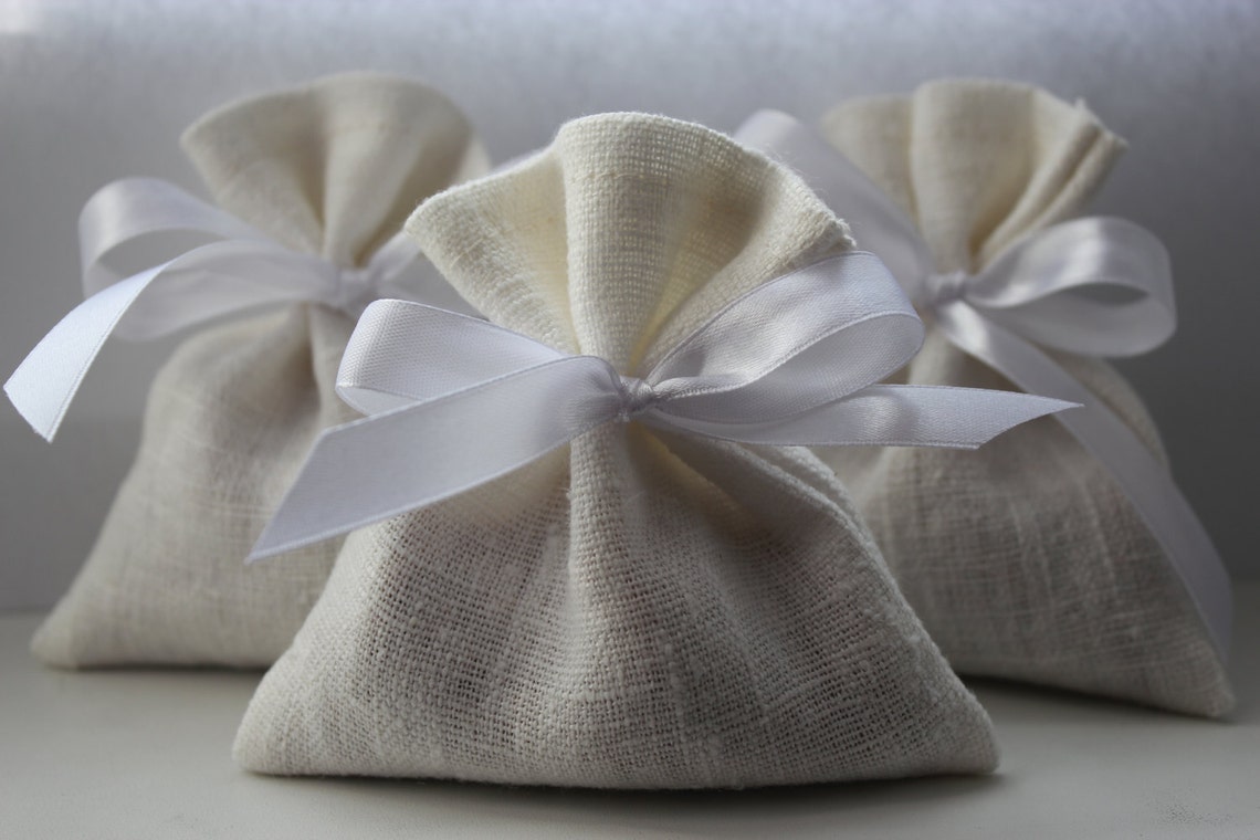 Linen Bag. Set of 150 Wedding Favor Bags. White Linen Bags Medium 4 X 6, Sacchetti Confetti