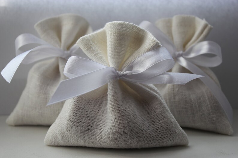 Wedding Favor Bags White Linen Favor Bags Medium 4 x 6 Set of 50
