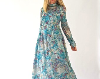 Vintage 70s Prairie Boho  Pastel Blues and Pinks Floral Maxi Dress with High Collar and Long Sleeves