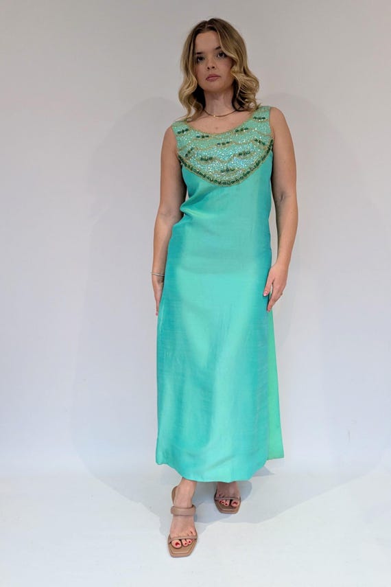 70s Outfits 1970's Prom Dresses Choosing The Perfect 70s Prom Dress  Style