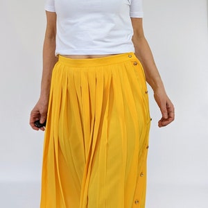 Vintage 80s St Michael Pleated Bright Yellow Summer Skirt