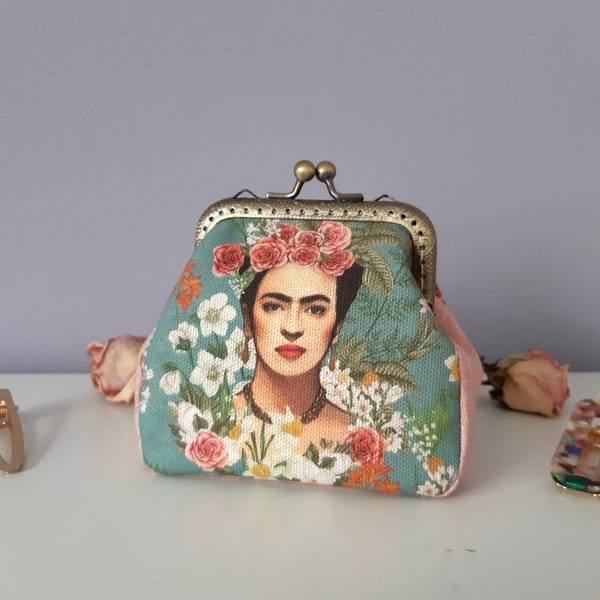 Romantic coin purse clutch with Frida and flowers, kiss lock purse