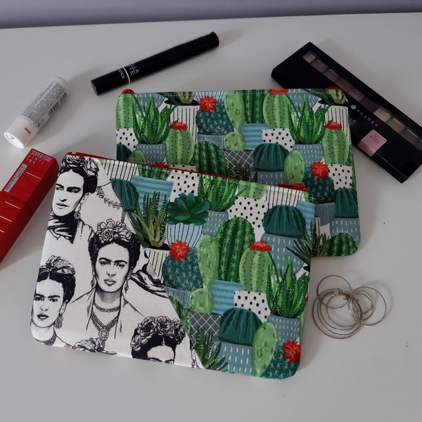 Zippered pouch with Frida and cactus , makeup bag, phone case, purse, mexico