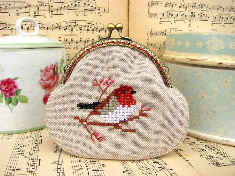 little bird kiss lock purse Coin purse clutch with embroidered bird