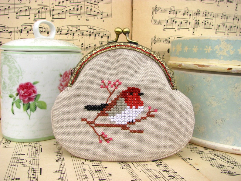 little bird kiss lock purse Coin purse clutch with embroidered bird