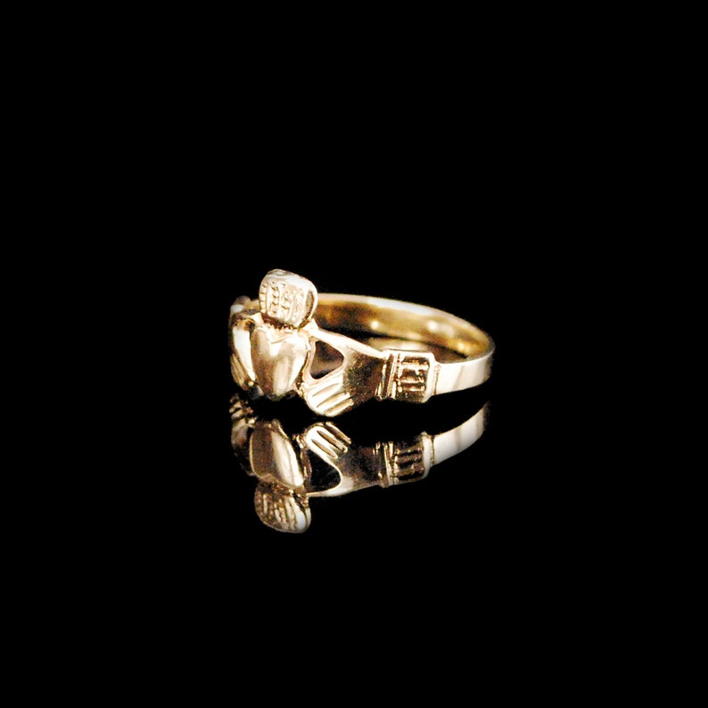Claddagh Ring Wedding Ceremony Wedding Rings Sets Ideas