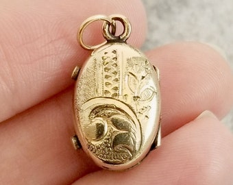 Small Antique Engraved Oval Locket, 3/4 Inch Tall, 7/16 Inch Wide Photo, Intricate Victorian Design Pendant, Yellow Gold Filled, Estate