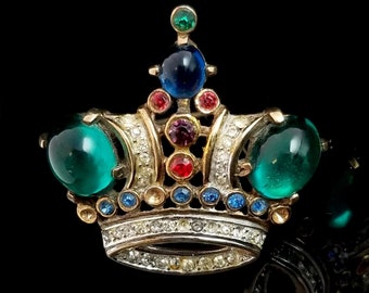 Crown Trifari Vintage Alfred Philippe Gold Plated Green Blue Rhinestone Glass Cabochon Crown 1940s Pin Brooch Pat#137542, Missing Stones