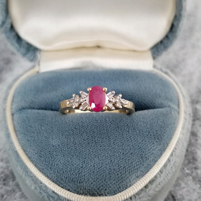 Yellow Gold Band 3.9mm Wide Prong Set Gemstone Pink Oval Gemstone Size 7 10k Ruby and Diamond Ring Estate Jewelry Oval 6mm Tall