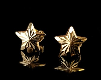 Vintage Little 14k Yellow Gold Star Stud Earrings, 1/4  Inch, Radiant Starburst Design, Small Everyday Estate Jewelry