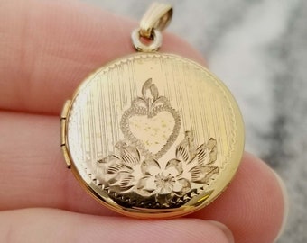 Vintage Etched Gold Filled Round Locket, 13/16 Inch Across, Floral and Heart Design Pendant, Photos,  Estate Jewelry