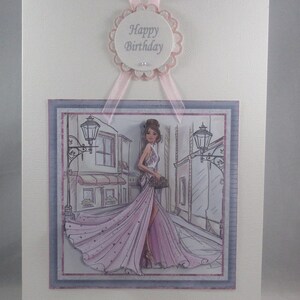 Fille à la mode 3D faite main, carte d'anniversaire, robe longue, rose, bal de promo, à personnaliser, 18, 21