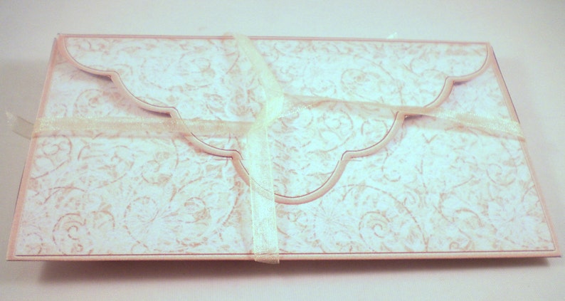 Gift Card Wallet for new baby or baby shower,neutral colours