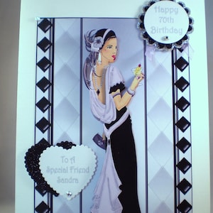 Découpage fait main, art déco 3D, carte d'anniversaire de femme élégante, personnalisation