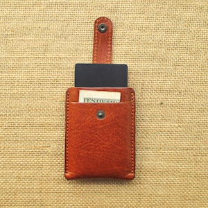 Porta-cartões feito à mão, porta-cartões de couro com aba de puxar, carteira minimalista, carteira fina e minimalista,