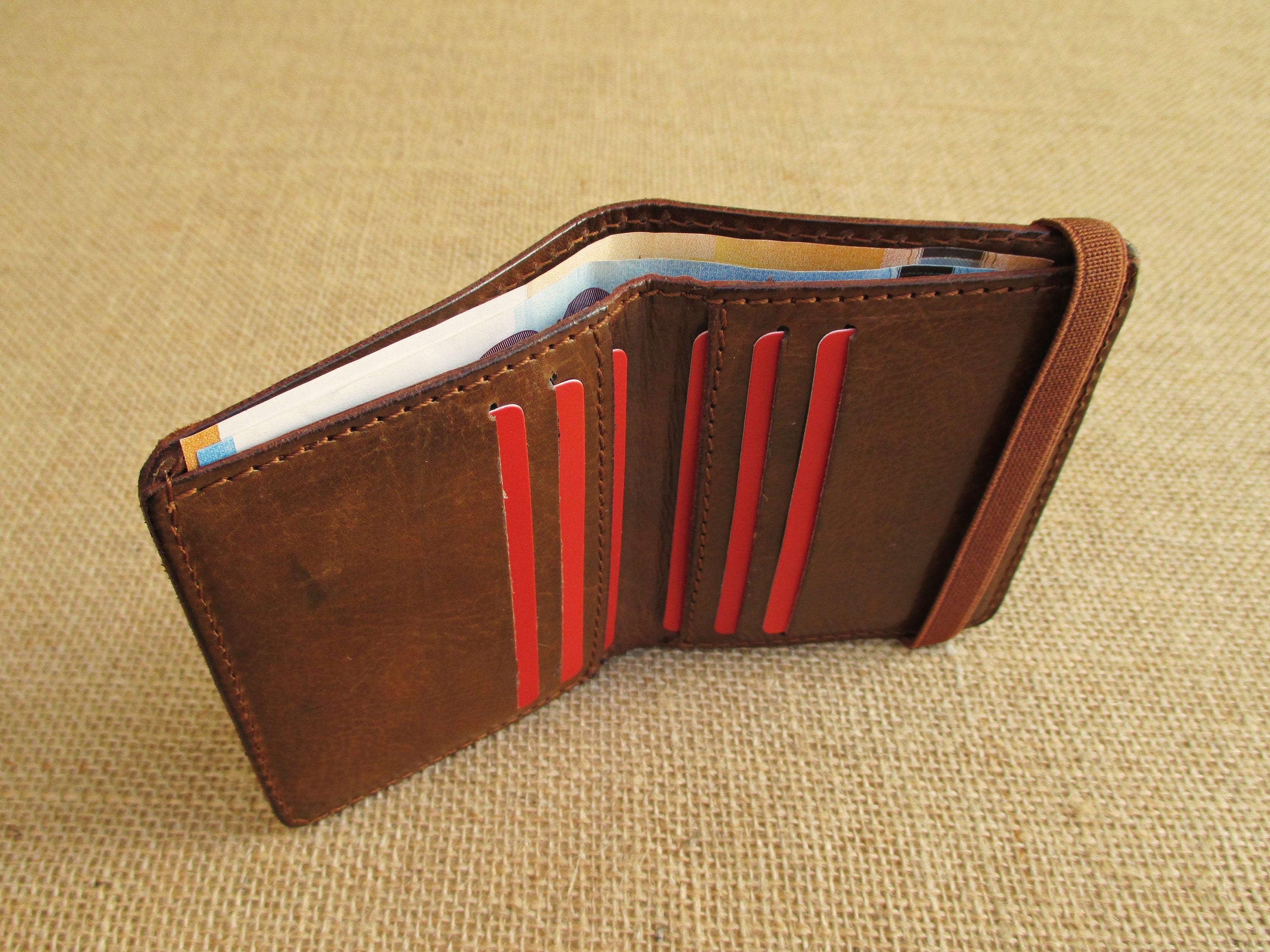Leather Bifold Wallet, Handmade Minimalist Wallet, Thin Euro Wallet, Slim Wallet, with Elastic Band