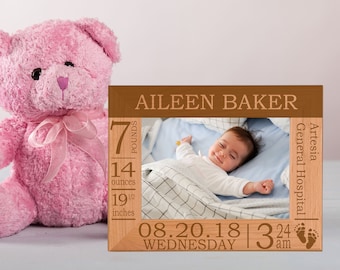 Engraved, Personalized, Baby announcement, wood picture Frame,  custom, baby keepsake gift, baby birth stats, new parents gift   wf080
