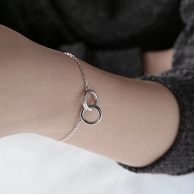 Buckle Circle Geometric Bracelets Bangles Double Ring Slim O Chain Bracelet Bracelet for Women Chain Link Charms Silver Jewelry