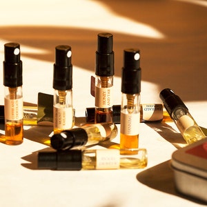 Olfactory art in a bottle sample set: 10 custom sampler pack, any ten samples 1 ml of artisanal perfumes image 4