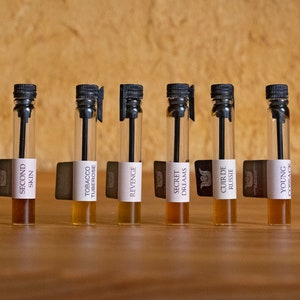 Leather sample set 6 samples 0,5 ml of olfactory art in a bottle, with leather and suede scent. Unique gift for leather lovers image 1