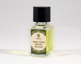 Wind from mountain Kailash -olfactory art in a bottle,fresh and balsamic,with white sage, juniper berry, elemi, lavender, cedarwood  Flacon.
